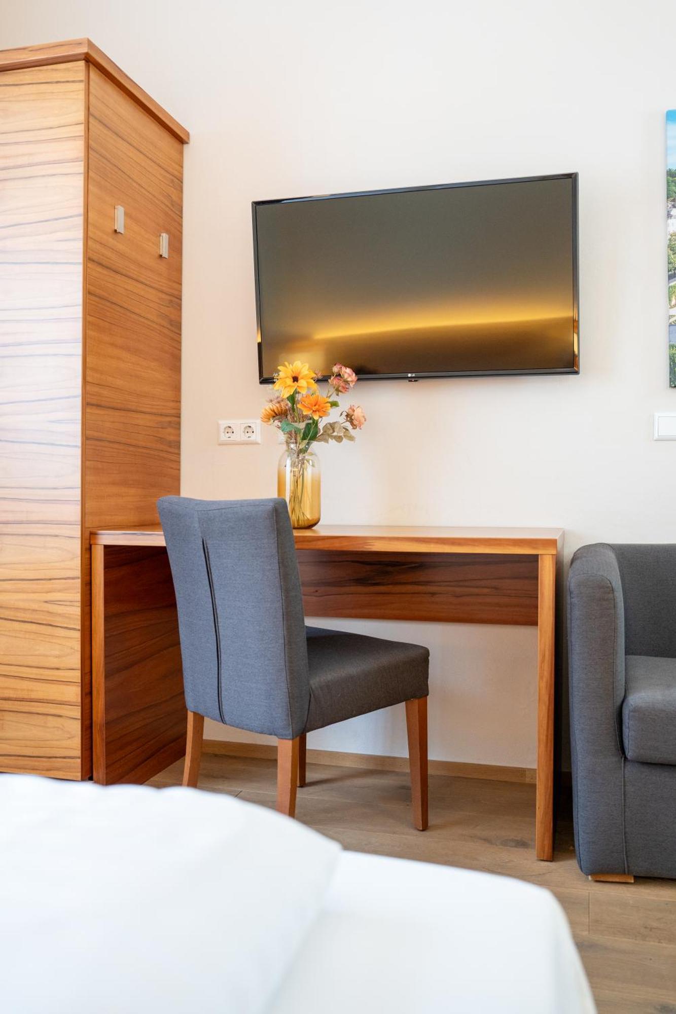 Das Jedermann Boutiquehotel Mit Stadtgarten سالزبورغ المظهر الخارجي الصورة